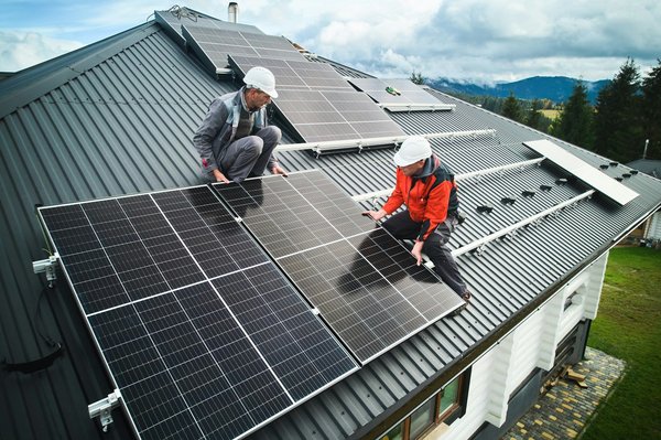 Energie solaire hybride : comment elle fonctionne ?